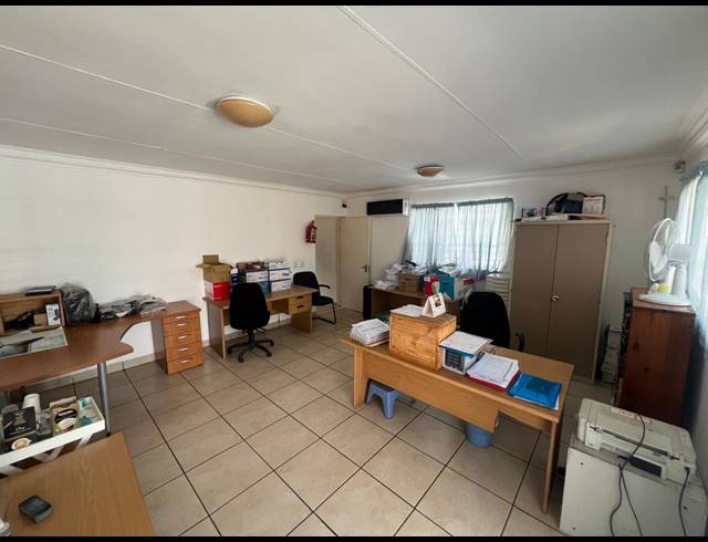 289M² WAREHOUSE TO LET IN MULDERSDRIFT